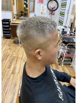 ヘアスタジオ ロメオ(hair studio Romeo)&nbsp;グレージュスキンフェードカット