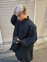 ハイセンス(HISENSE)&nbsp;メンズハイトーンカラーセンターパートニュアンスパーマ【GIA】