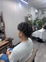 リイ(Lii)&nbsp;メンズ　シャドウパーマ　波巻きスパイラル　ハイライト
