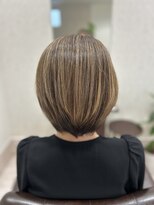 メゾンエレン(Maison Ellen)&nbsp;白髪ぼかしハイライトで明るく艶のある髪にしたい50代60代女性に