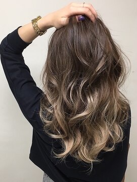 ラックスビー オオサカ  梅田茶屋町店(LUXBE OSAKA) グラデ　byAKI  【LUXBE梅田茶屋町店】