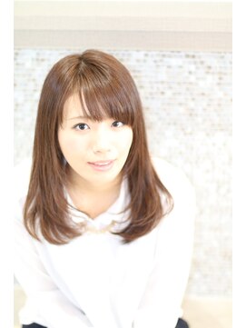 ホワイト テラス(White Terrace) 大人ナチュラルストレート