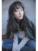 くせ毛風ほつれウェーブ×ブラックアッシュ