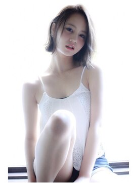 ルタ(LuTa by siesta＆LiCO) LuTa☆吉祥寺グレージュ×ひし形シルエット 切りっぱなしボブ