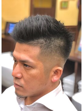 キングズバーバーショップ ツービッツ(King's Barbershop 2-bits) フェードスタイル