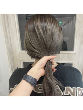 ニール(Neale.) グラデーションカラー