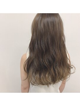 ガーランドウメダ(Garland umeda) シアーグレージュ☆ブリーチ無しで再現できます☆7