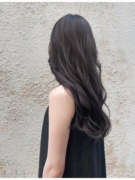 ノード(NODO) ロングのグレージュカラー