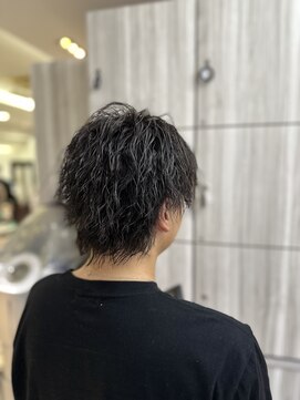 ノーム バイ アウラ(norm. by aura) ツイスパ メンズパーマ メンズカット ツイストスパイラル