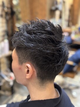 ワゴンバイアフロート(Wagon by afloat) スパイキー×メンズショート