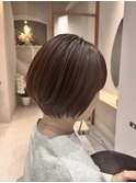 ショートボブ