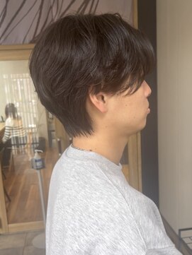 マウ(mau) メンズカット　ジェントルショート　センター分け