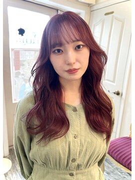 ティアナ(Tiana) ロングヘア&ラベンダーチェリー ブリーチあり