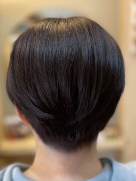 アンズヘアー 大人女性ショート