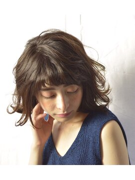 アブソ(Absolute) タンバルモリ  夏ショート 前下りボブ