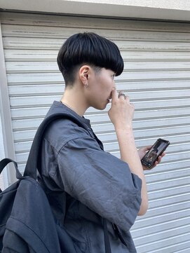 ラボ(Ravo) ツーブロックマッシュショート×オン眉