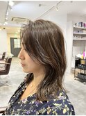 Roi.【ロイ】上品なハイライト×波巻きグレージュカラー