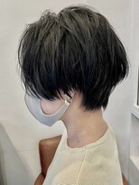 ボタンヘアー 日吉(BoTaN HAIR) ナチュラルショート/前髪なしショート/ダークネイビー/日吉