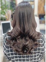 アミー 駒澤(Ammy komazawa)&nbsp;ミディアム韓国風パーマ デジタルパーマ/コテ巻き風パーマ 纐纈