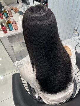 フォルテ ティアラ 横浜店(FORTE TIARA) 髪質改善カラー 暗髪 トーンダウン