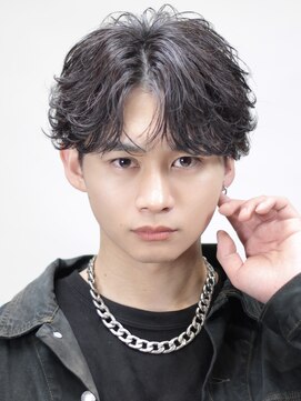 ブラック 渋谷 2nd(BLUCK) フェザーパーマ