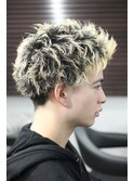 スパイキーショート×ブリーチ×アップバング/20代30代40代