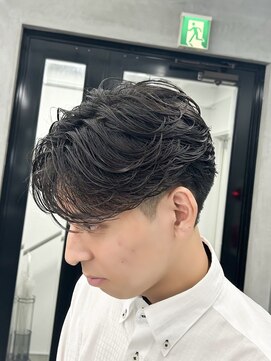 アクロ(ACRO) 広島メンズ/フェザーパーマ/毛流れ