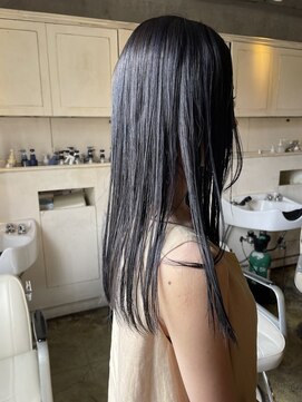 髪質改善と縮毛矯正の専門店 サンティエ(scintiller) ブルーブラック