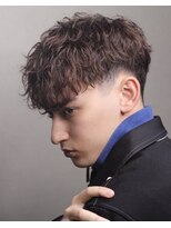 アストラ(ASTRA) MEN’S HAIR/サーフカール/刈り上げセンターパート