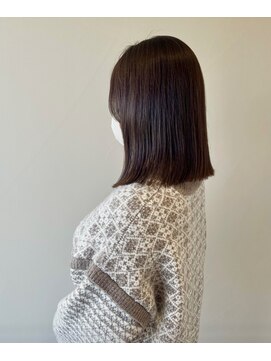 ヴァンカウンシル 伊那(VAN COUNCIL) 肩ラインのシンプルボブ