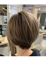 ワンデイ 表参道(oneday)&nbsp;ショート×ミルクティーハイライトカラー