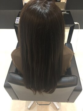 ディーヘアーデザイン(d.HAIR DESIGN) オレンジ色を消して柔らかい質感に