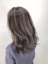 ジゼル(gisele)&nbsp;ハイライトカラー