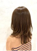 セミロング×ハイレイヤースタイル
