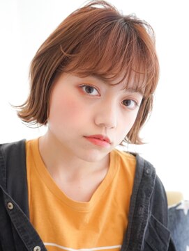 ネオリーブ チロル 横浜西口店(Neolive CiroL.) 柔らかアプリコットオレンジ　外ハネ朝楽スタイル