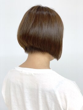 クオリス 上福岡店(QUALIS) 前下がりショートグラ/ショート/小顔スタイル/ベージュブラウン