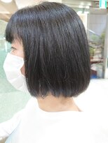 クオーター(QUARTER)&nbsp;ミディアムボブ
