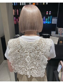 ユノ(juno) 【シオガマ】ミニボブとナチュラルハイトーン＊