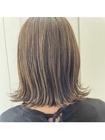 フニフニ(fni.fni)&nbsp;カット＋イルミナカラー＋極上AujuaTR＋marbb付き