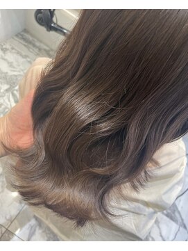 レビジュヘアー(LEVIJU HAIR) キャラメルグレイ♪