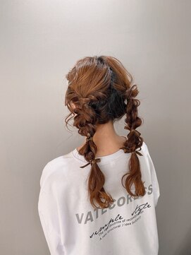 ココル(cocolu) ツインテール編みおろし