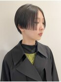 センターパートニュアンスパーマブルージュハンサムショート