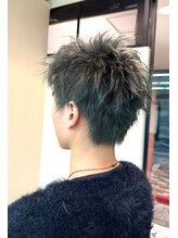 レヴェヘア rever hair スパイキーショート