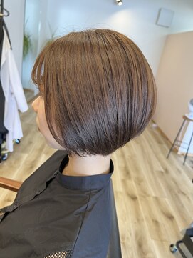 ノア(noah) 前下がりショートボブ