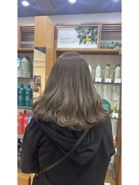 プランタンアヴェダ(printemps AVEDA) ブリーチ無しで作る明るめカラー