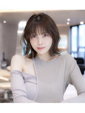 ケアリー 流山おおたかの森(Carelly) デザインカラー/レイヤーカット/ウェットヘア/オリーブベージュ