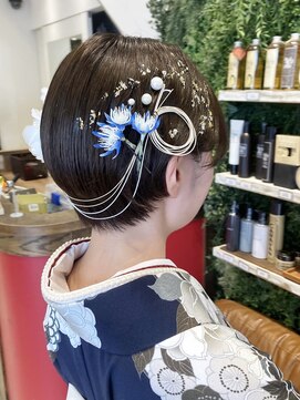 横浜卒業式袴着物振袖着付けショートボブヘアアレンジaya