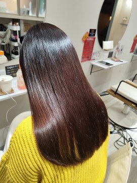 まとまる、収まる、ツヤツヤセミロング