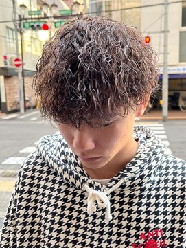 エルマーク 梅田(L-MARK) メンズパーマ/ツイストスパイラル/サーフカール/men's/眉毛