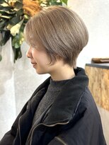サニーサイドサロン(SUNNY SIDE SALON) ブロンドショート/グレージュ/耳かけショート/たまプラーザ